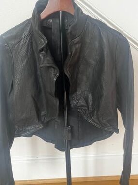 Empresa Ladies Leather Italian Jacket Size 42